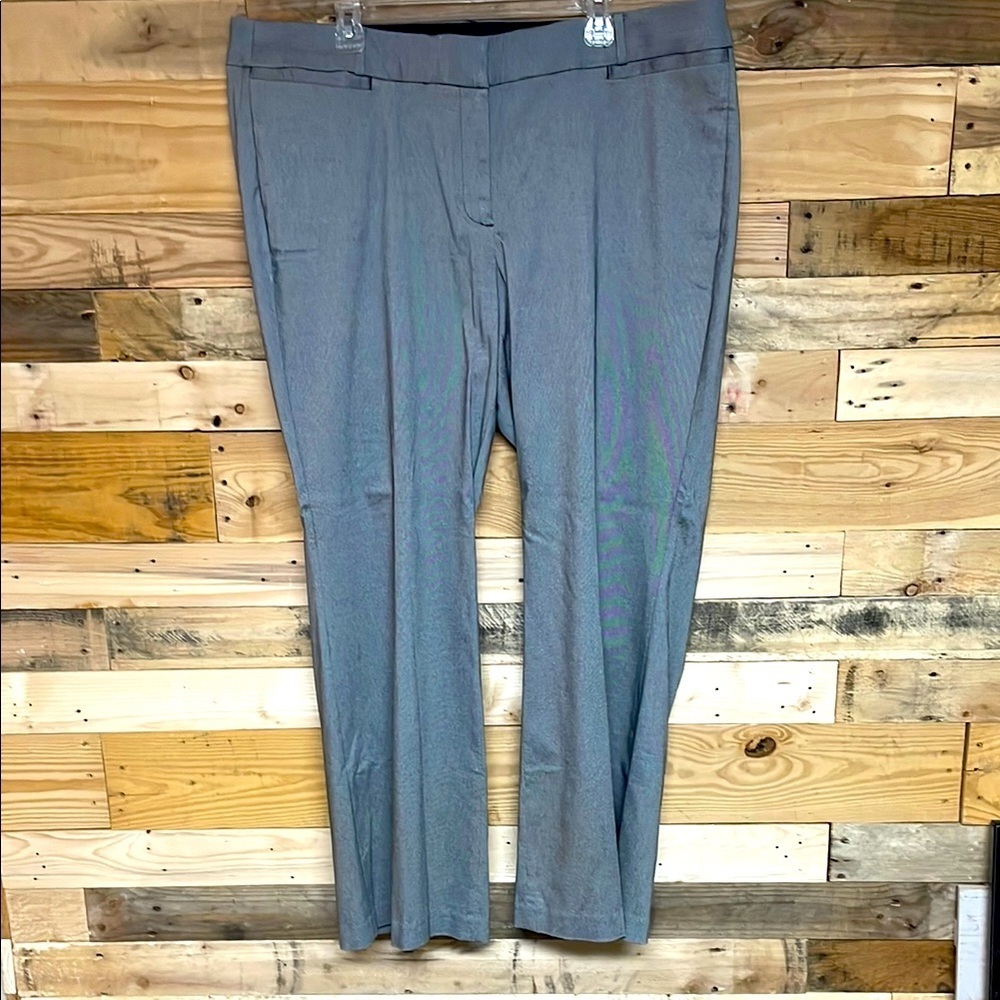 Lane Bryant size 26 Regular Gray Lightweight Trousers with Comfort Waistband